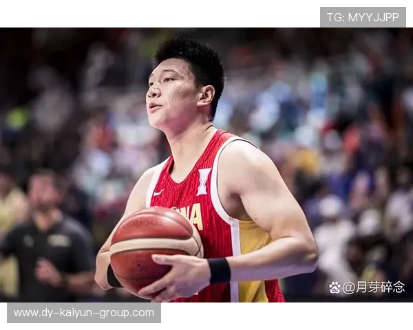 中国男篮奋勇拼搏无畏强敌，看看中国男篮